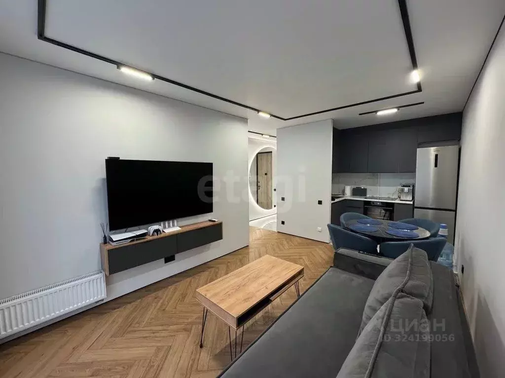 2-к кв. Тюменская область, Тюмень ул. 50 лет Октября, 57Бк2 (62.4 м) - Фото 1