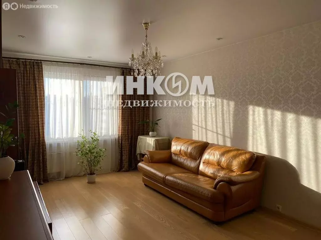 3-комнатная квартира: Балашиха, микрорайон Авиаторов, улица Кожедуба, ... - Фото 1