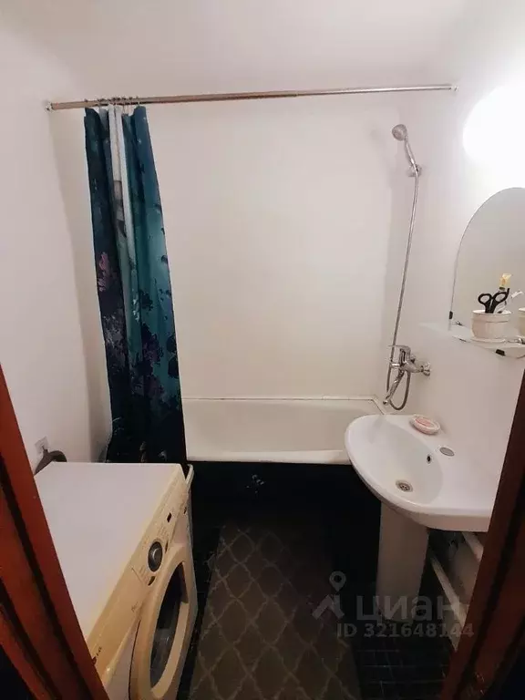 Комната Москва ул. Маршала Захарова, 12К3 (13.0 м) - Фото 0