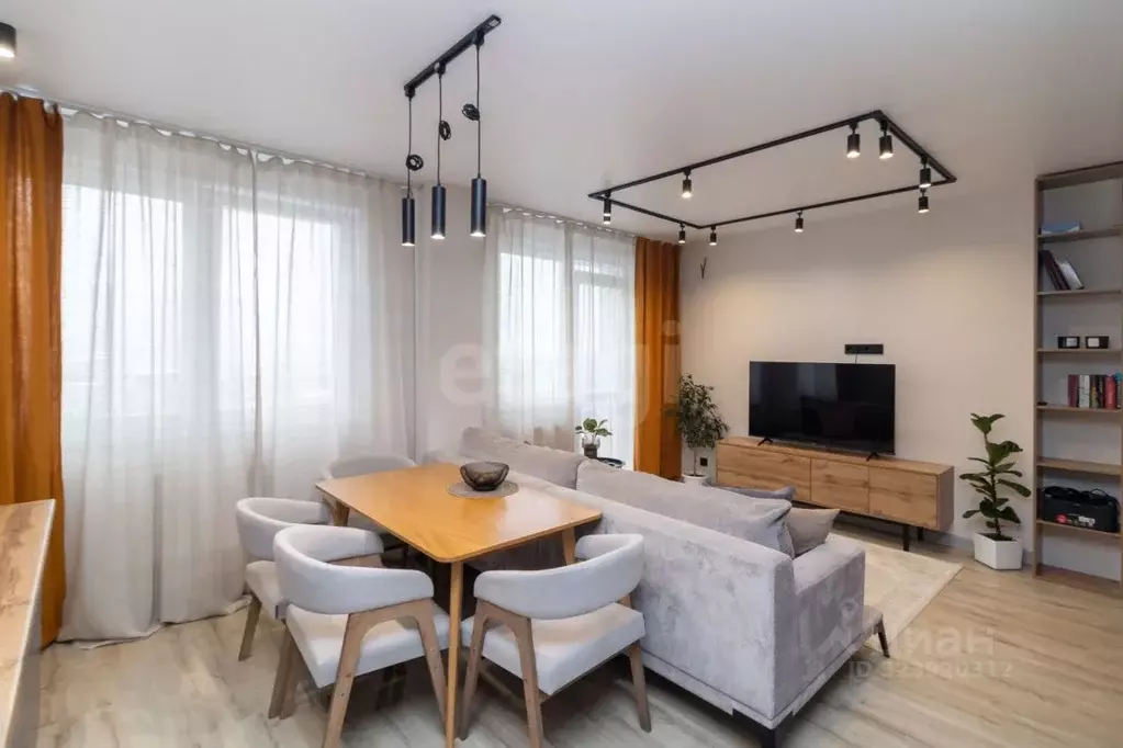 3-к кв. Красноярский край, Красноярск ул. Петра Подзолкова, 24 (75.2 ... - Фото 1