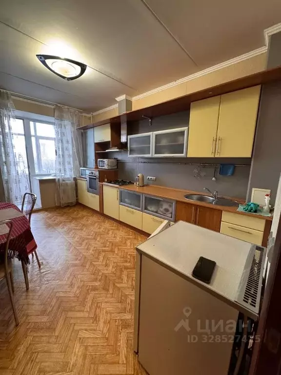 3-к кв. Пермский край, Пермь бул. Гагарина, 66А (86.0 м) - Фото 1