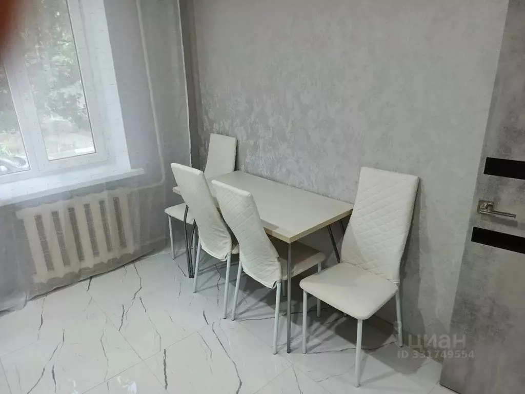 2-к кв. Белгородская область, Белгород ул. Губкина, 14а (56.0 м) - Фото 1
