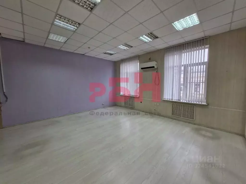 Офис в Ростовская область, Ростов-на-Дону Московская ул., 63 (37 м) - Фото 1