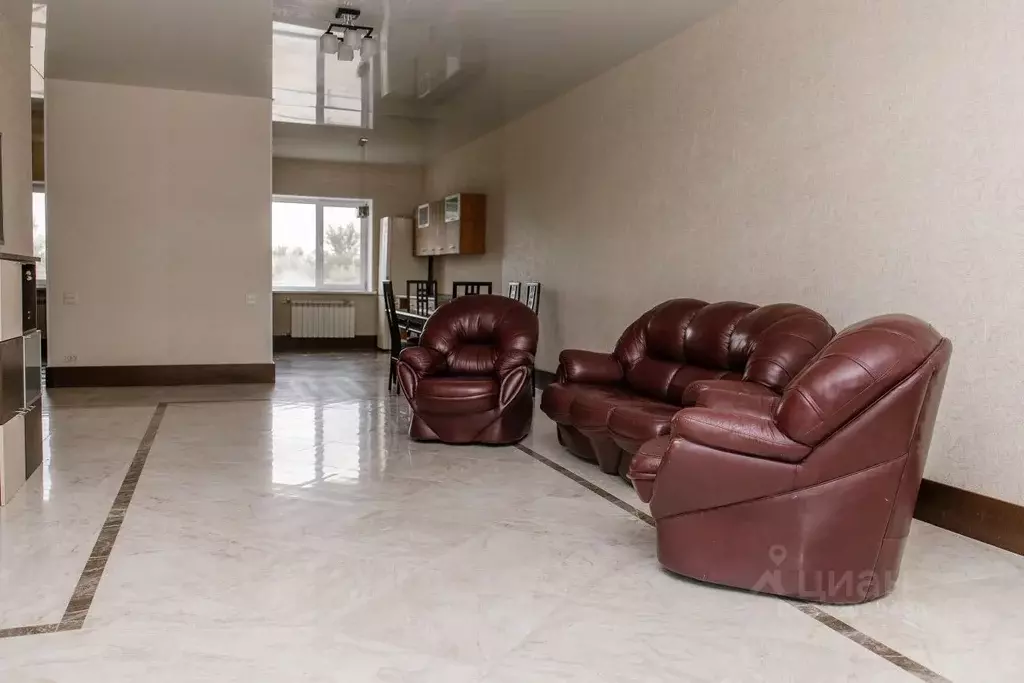 Дом в Саратовская область, Энгельсский район, Красноярское ... - Фото 2