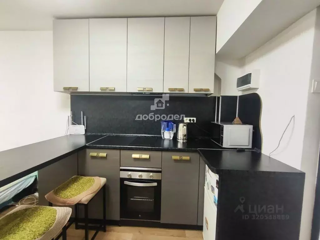 Комната Свердловская область, Екатеринбург ул. Павлодарская, 38 (18.0 ... - Фото 2