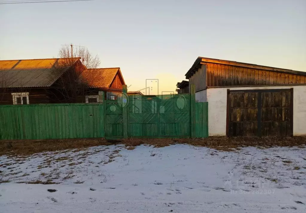 Дом в Иркутская область, Эхирит-Булагатский район, пос. Усть-Ордынский ... - Фото 1