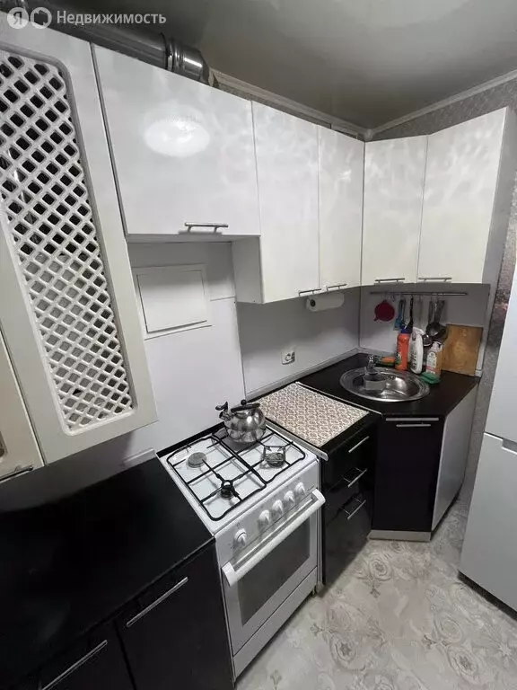 1-комнатная квартира: Кстово, улица Сутырина, 8 (30 м) - Фото 1