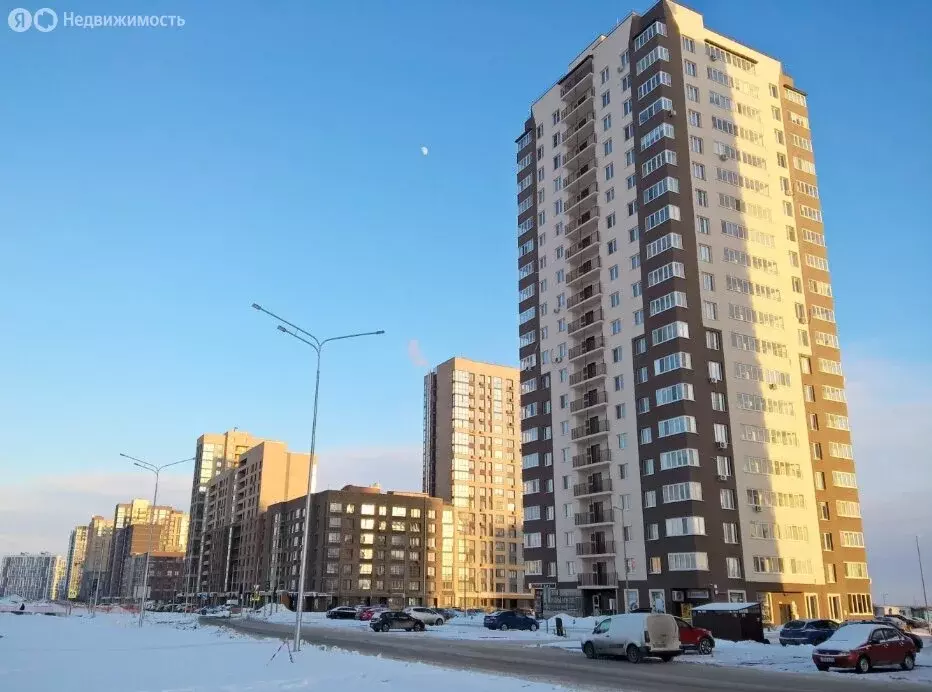 Квартира-студия: Тюмень, улица Фармана Салманова, 10 (25.9 м) - Фото 2