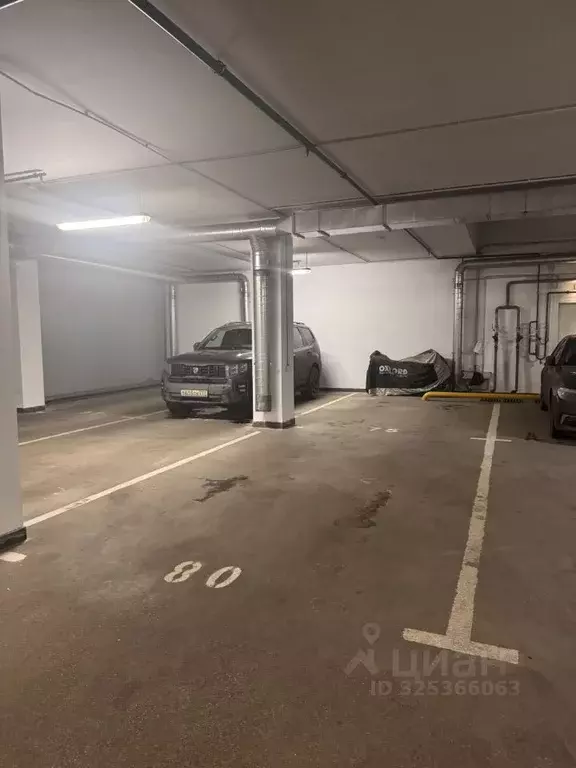 Гараж в Москва Большой Саввинский пер., 11 (15 м) - Фото 1