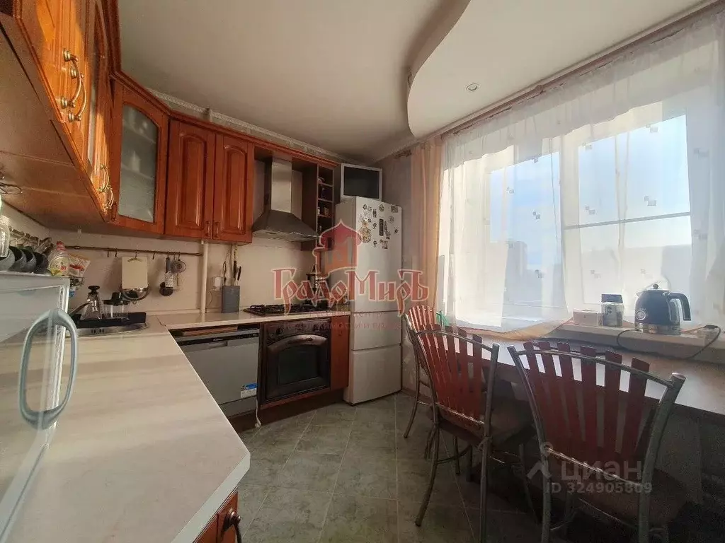 2-к кв. Московская область, Дмитров Профессиональная ул., 22 (64.0 м) - Фото 0