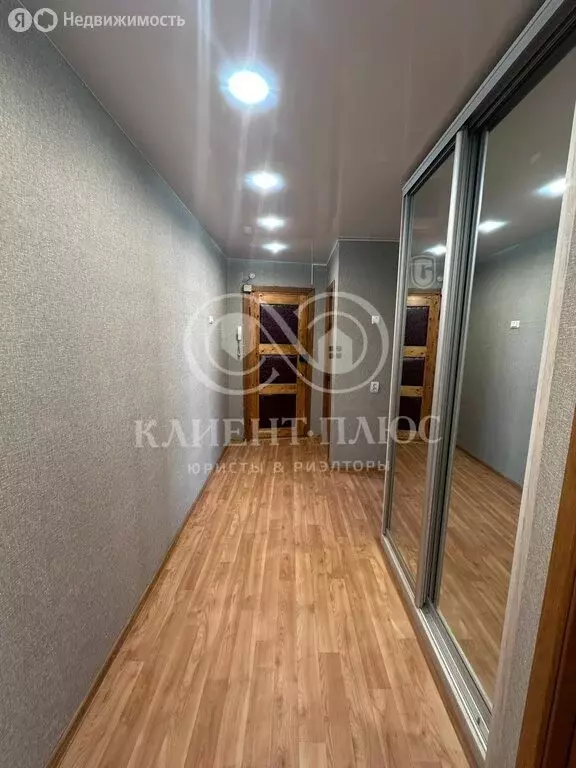 3-комнатная квартира: Корсаков, Приморский бульвар, 6 (58 м) - Фото 1