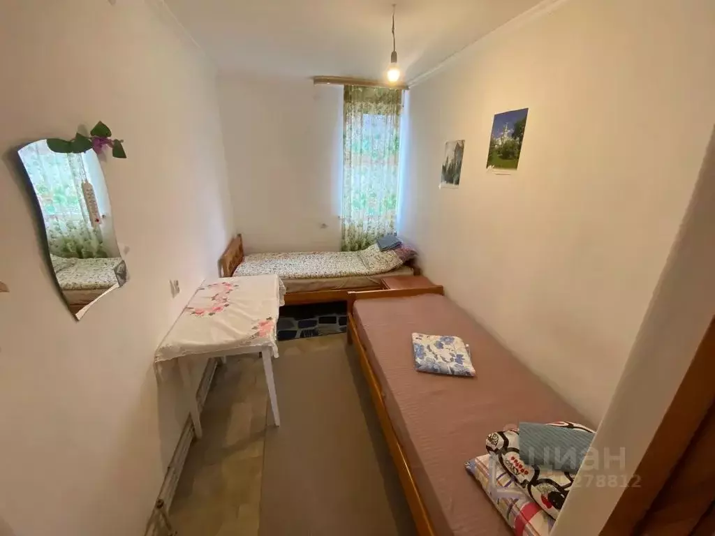 Комната Нижегородская область, с. Дивеево ул. Бекмешова, 5 - Фото 2