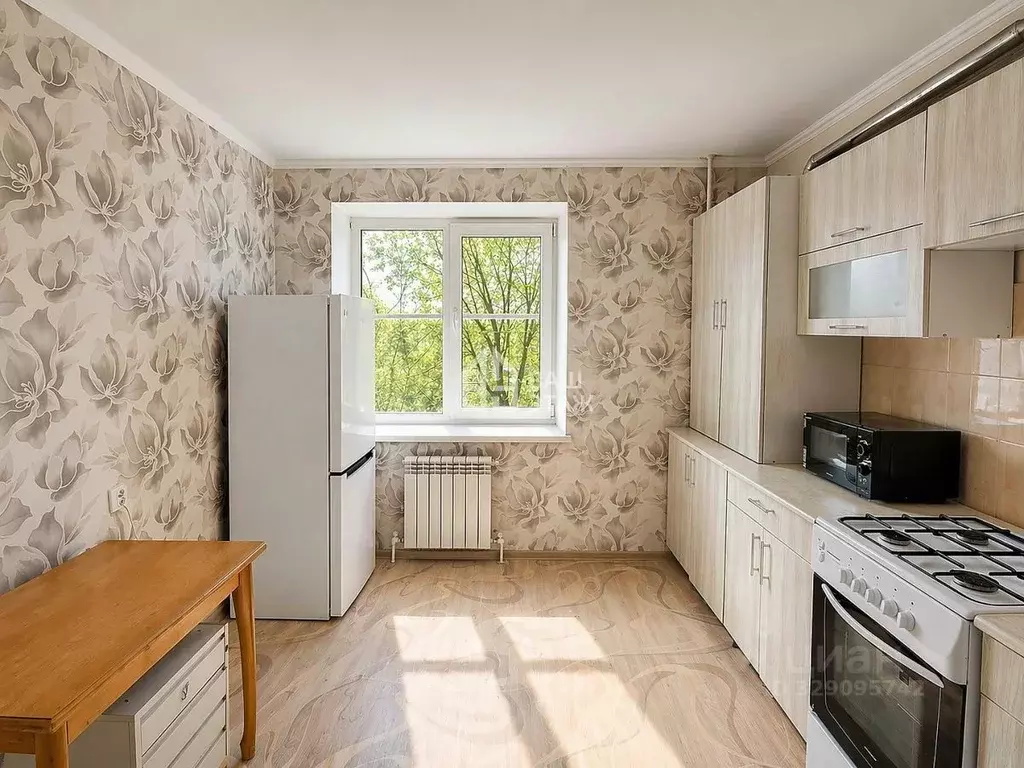 3-к кв. Калужская область, Калуга ул. Георгия Амелина, 35 (68.09 м) - Фото 2