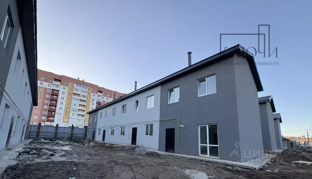 Таунхаус в Челябинская область, Магнитогорск ул. Новая, 5 (90 м) - Фото 0