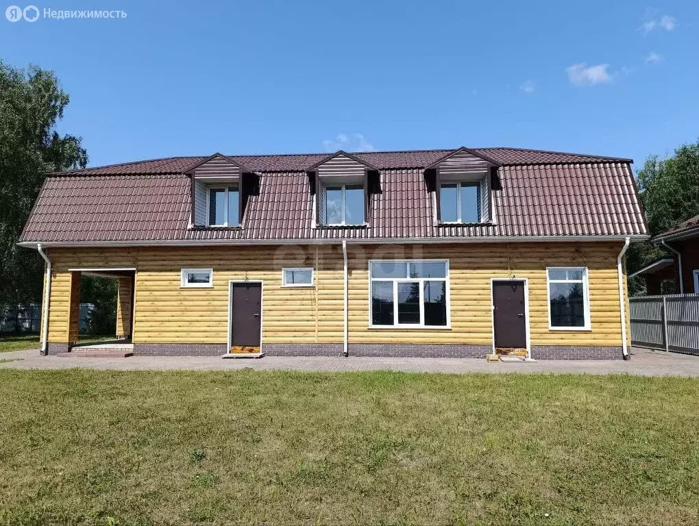 Дом в Красноярка, улица Коммунальник (233 м) - Фото 0