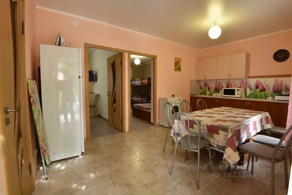 Дом в Краснодарский край, Темрюкский район, Голубицкое с/пос, ... - Фото 1