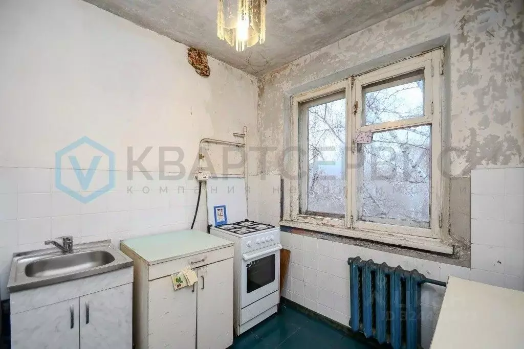 4-к кв. Омская область, Омск ул. Ватутина, 5А (59.9 м) - Фото 1