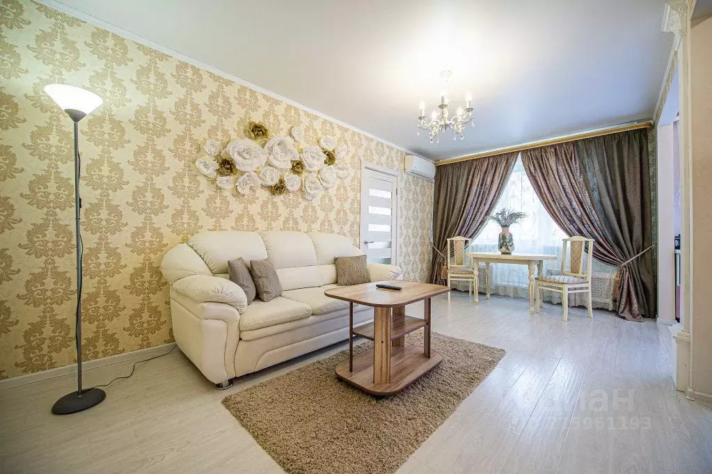 1-к кв. Челябинская область, Челябинск ул. Труда, 163 (54.0 м) - Фото 1