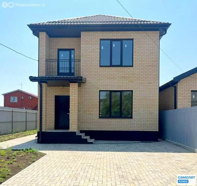 Дом в посёлок городского типа Яблоновский, улица Федина, 3 (150 м) - Фото 1