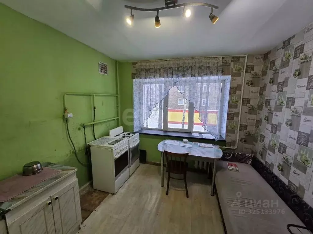 Комната Кировская область, Киров ул. Левитана, 6 (12.0 м) - Фото 1