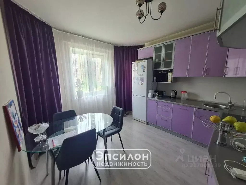 2-к кв. Курская область, Курск просп. Вячеслава Клыкова, 39 (55.9 м) - Фото 1