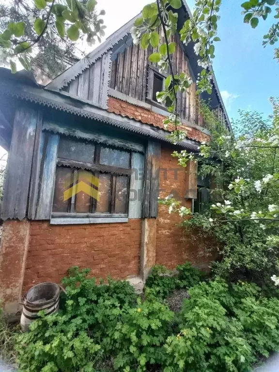 Дом в Омская область, Омск Пищевик СНТ, аллея 1-я (33 м) - Фото 1