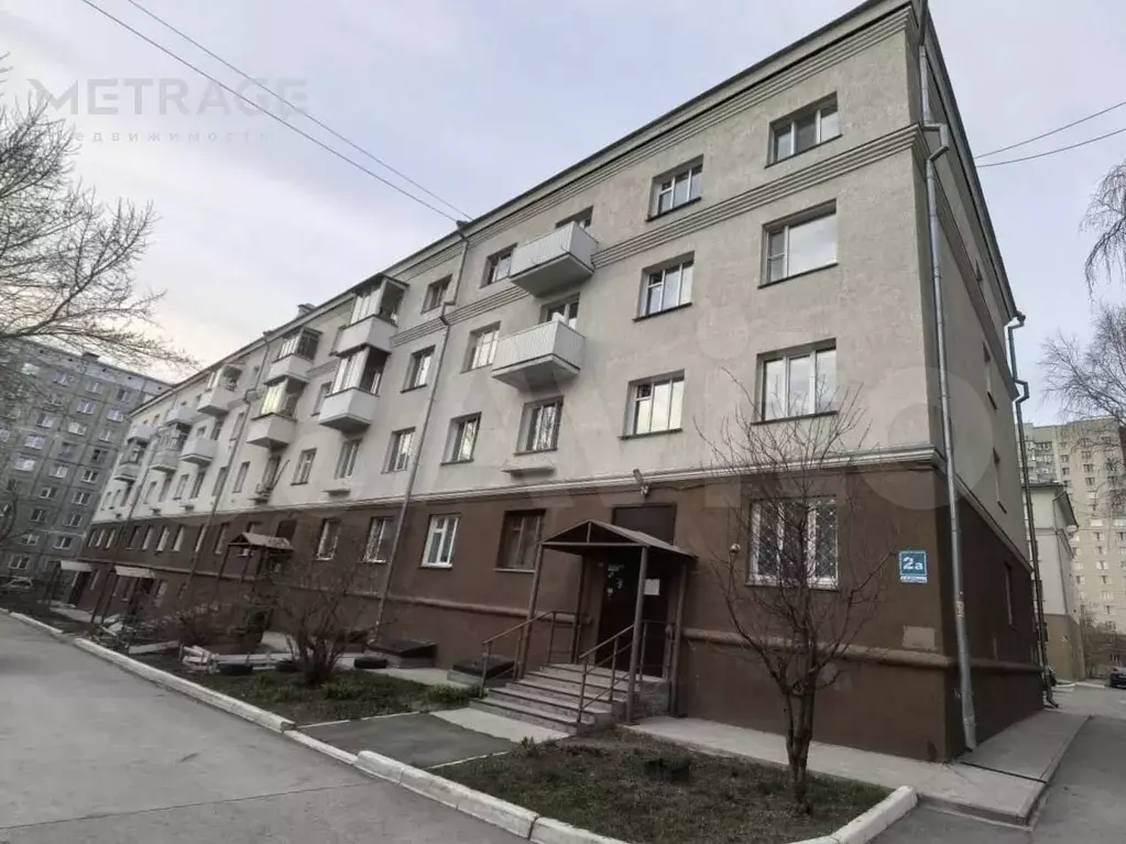 Комната 20 м в 3-к., 1/4 эт. - Фото 0