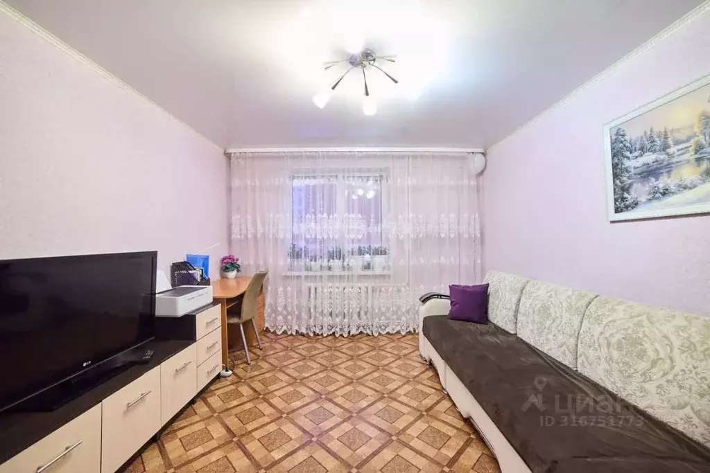 3-к кв. Башкортостан, Стерлитамак ул. Артема, 70 (71.5 м) - Фото 1