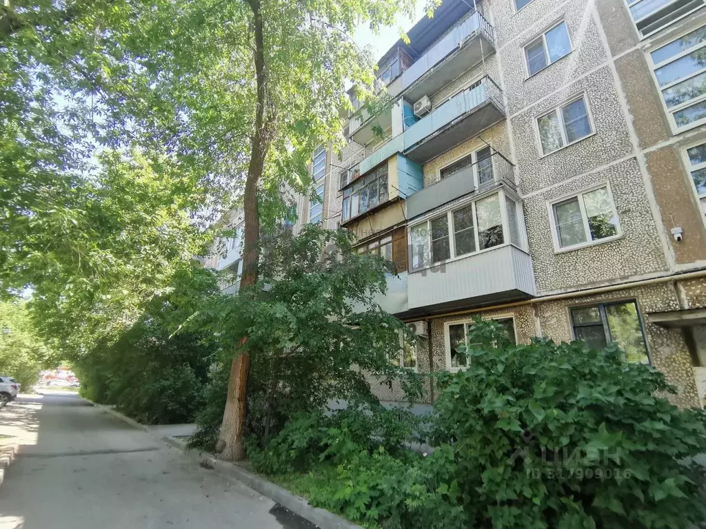 2-к кв. Волгоградская область, Волгоград Баррикадная ул., 3 (50.0 м) - Фото 0