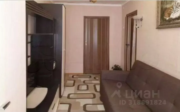 2-к кв. Белгородская область, Старый Оскол Заводская ул., 2Б (40.0 м) - Фото 0