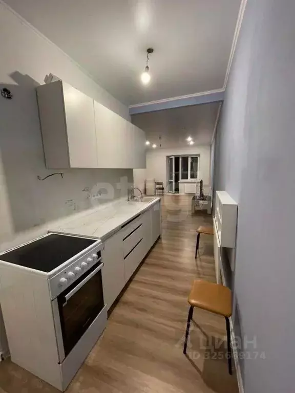 Студия Башкортостан, Стерлитамак просп. Октября, 56 (36.3 м) - Фото 1