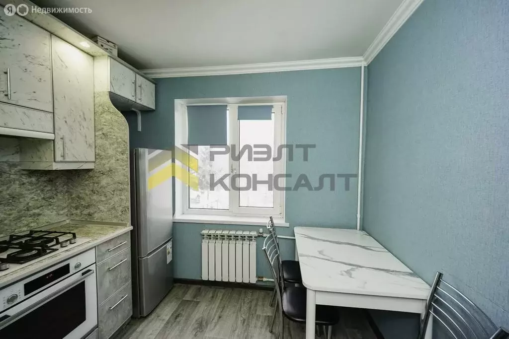 1-комнатная квартира: Омск, улица Дианова, 8/5 (36 м) - Фото 2