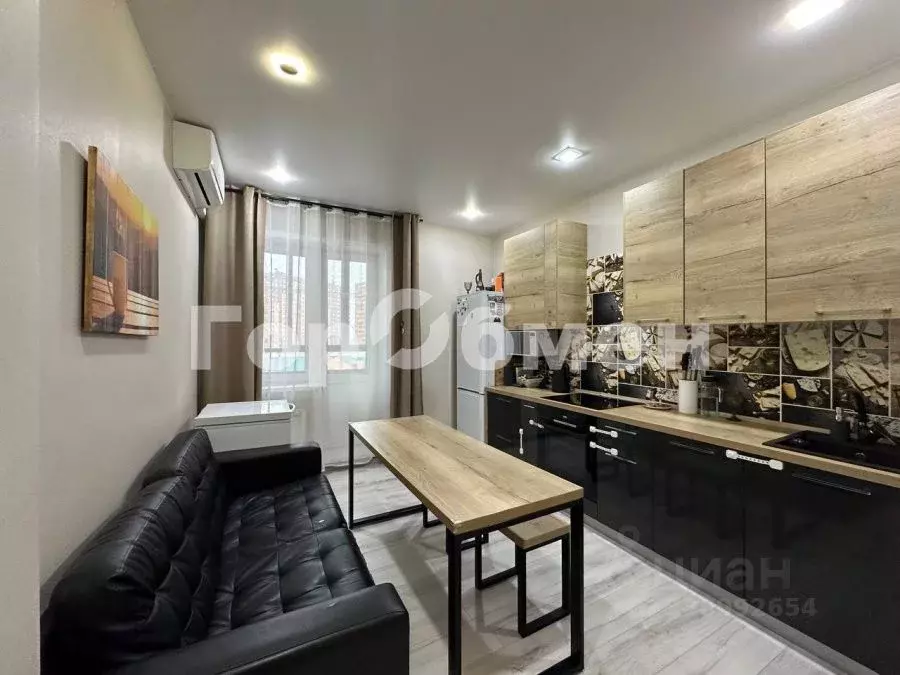 2-к кв. Московская область, Люберцы городской округ, Мирный пгт ул. ... - Фото 1