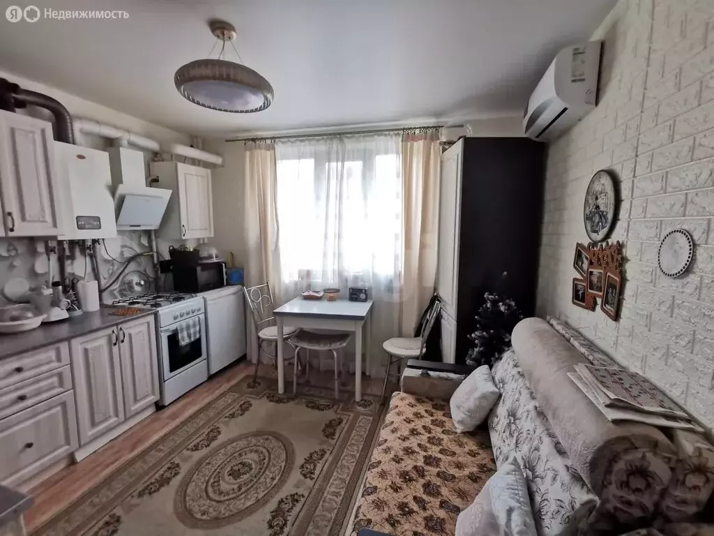 1-комнатная квартира: посёлок городского типа Яблоновский, улица ... - Фото 1