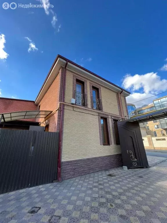 Дом в посёлок Верхний Фиагдон, улица Ю. Дзтиева, 14/1 (83 м) - Фото 1