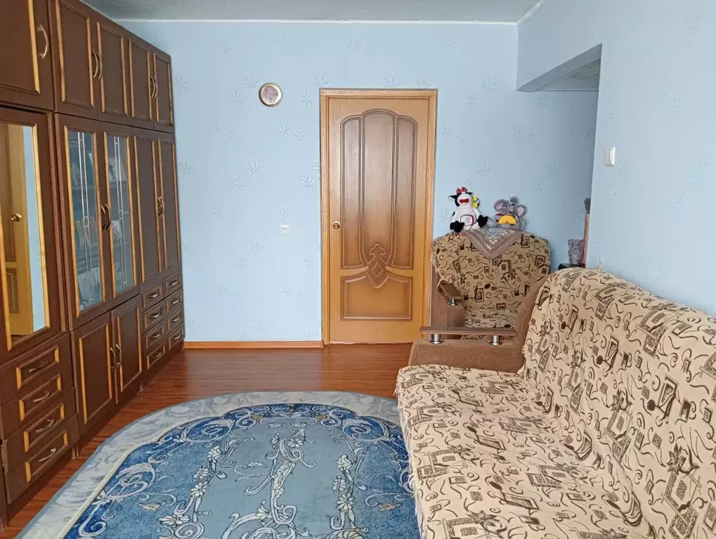 3-к кв. Ленинградская область, Тихвин 3-й мкр, 14 (76.0 м) - Фото 1