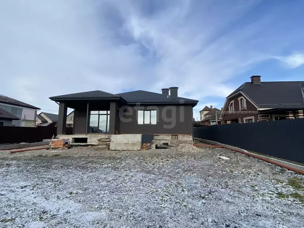 Дом в Ставропольский край, Ессентуки ул. Имени А. Трощева (237 м) - Фото 1