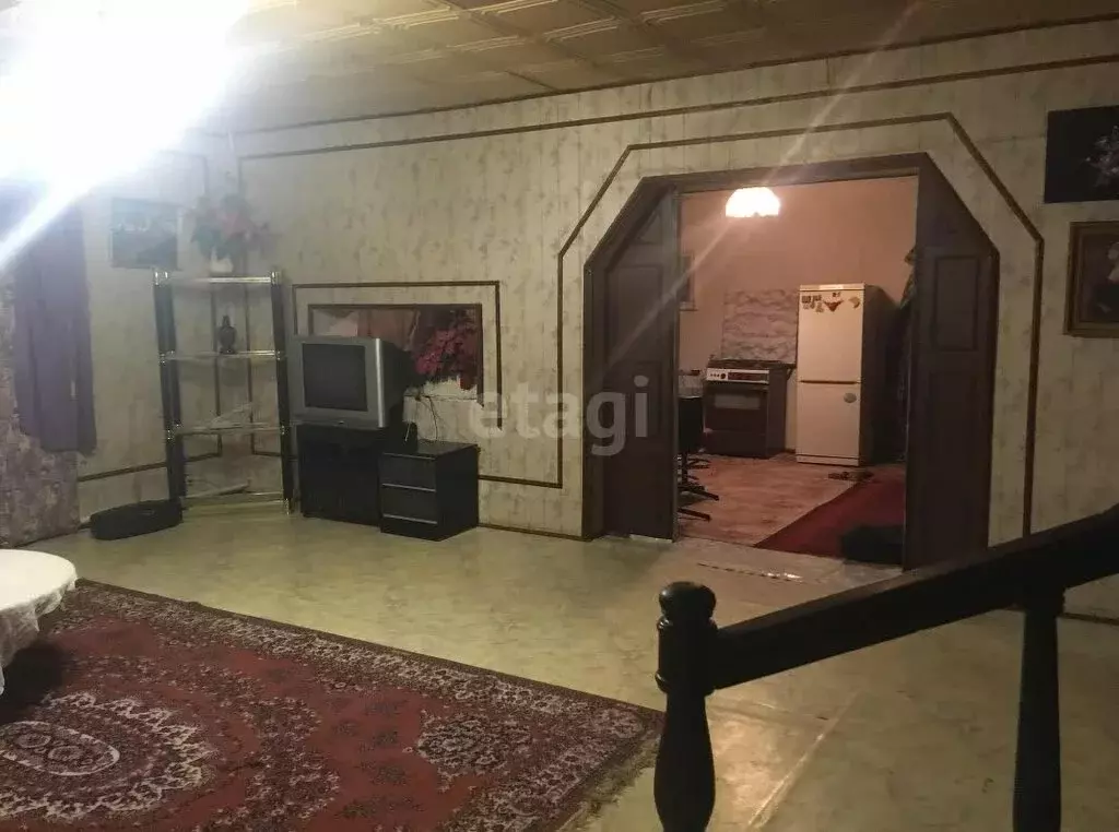 Дом в Якутск, улица Сергеляхское Поле (225 м) - Фото 1
