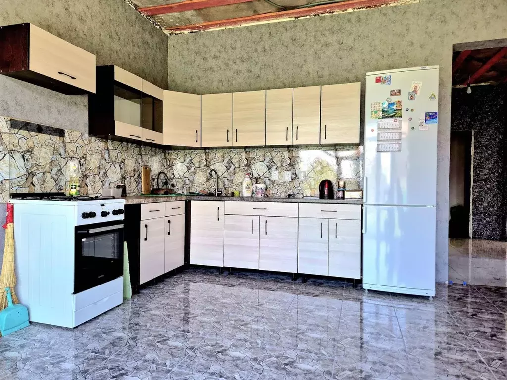 Дом в Ростовская область, Батайск Революционная ул. (85 м) - Фото 1