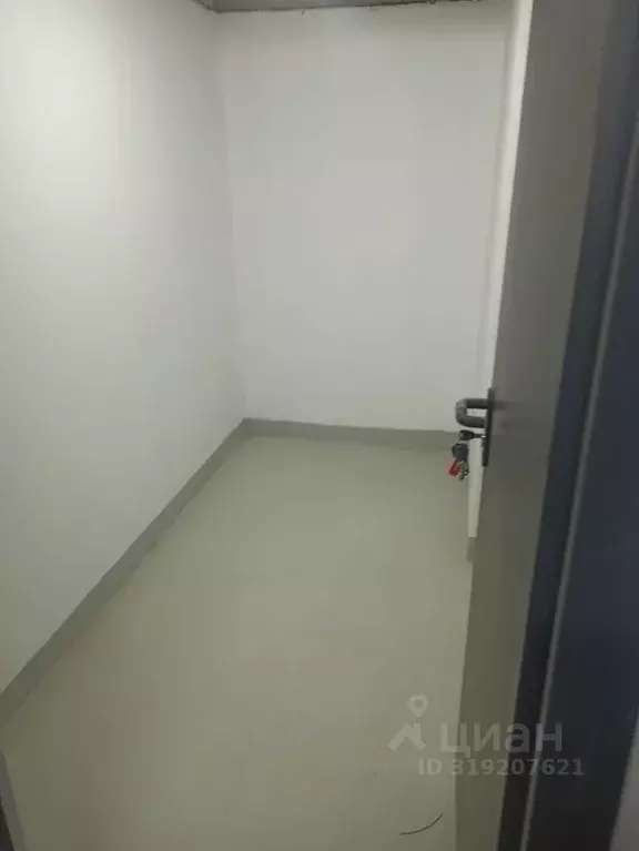 Гараж в Московская область, Красногорск городской округ, пос. ... - Фото 1