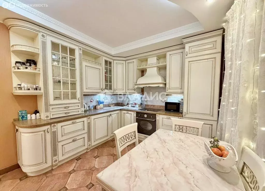 3-комнатная квартира: Москва, улица Маршала Тухачевского, 14к1 (74 м) - Фото 1