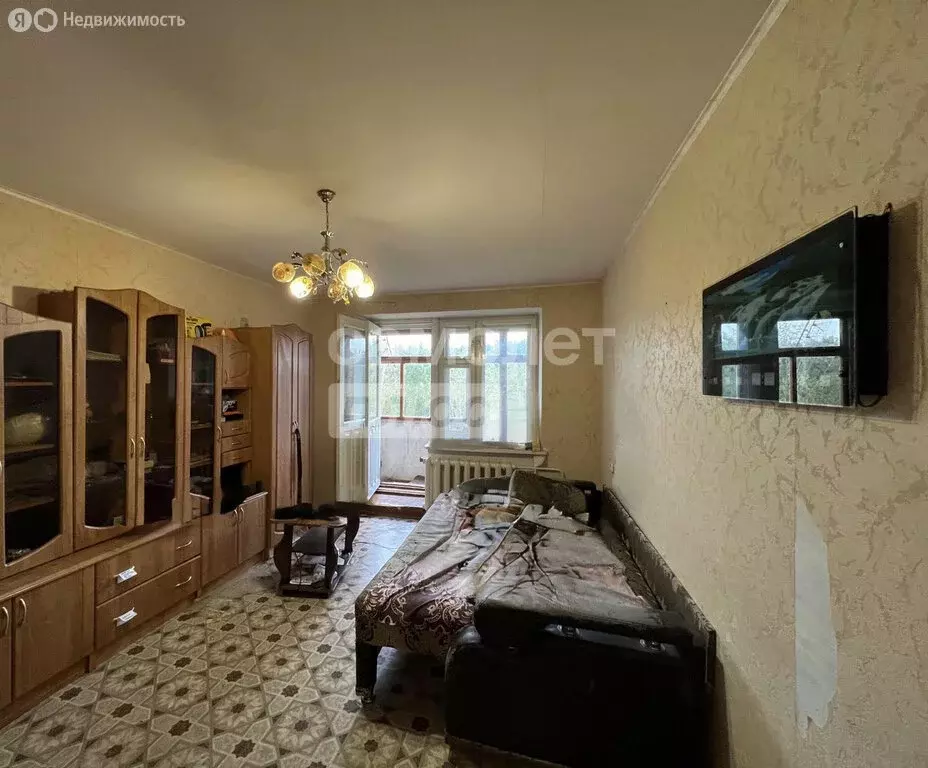 3-комнатная квартира: Заводоуковск, Революционная улица, 119 (57.5 м) - Фото 0