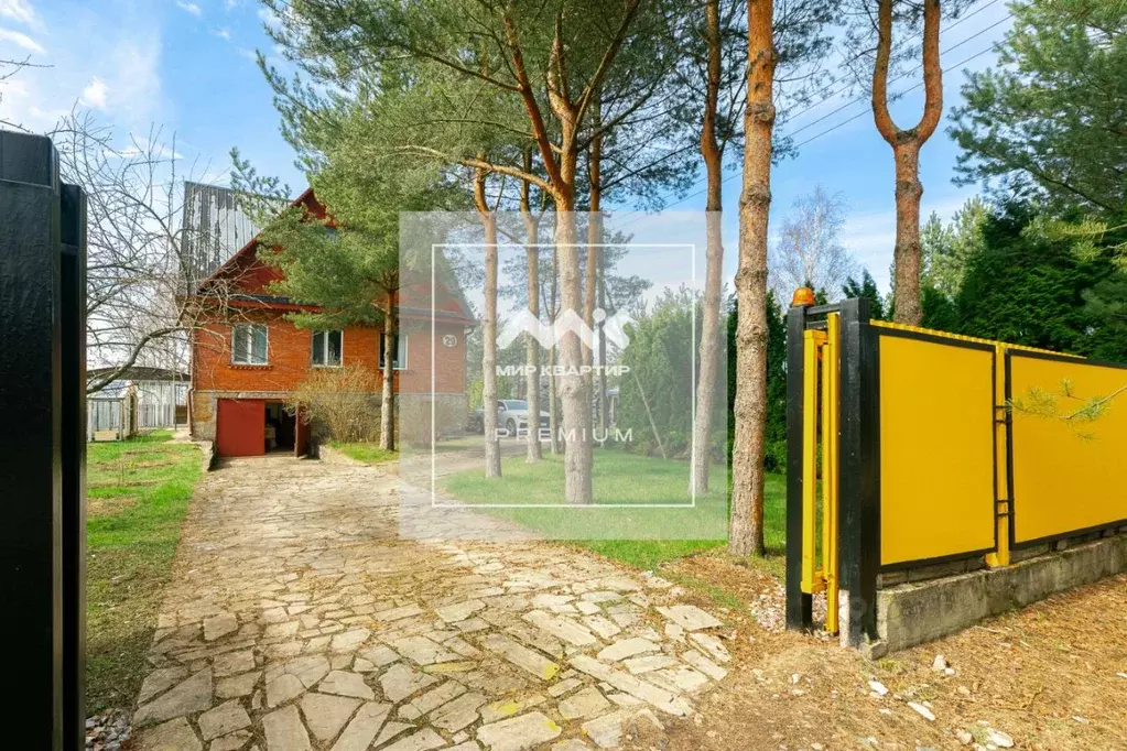 Дом в Ленинградская область, Волховский район, Иссадское с/пос, д. ... - Фото 1