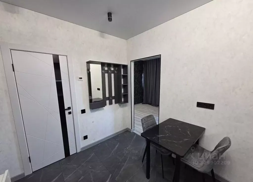 1-к кв. Крым, Симферополь ул. Бородина, 59Г (33.0 м) - Фото 2