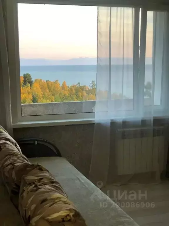 2-к кв. Иркутская область, Иркутский муниципальный округ, Листвянка рп ... - Фото 0