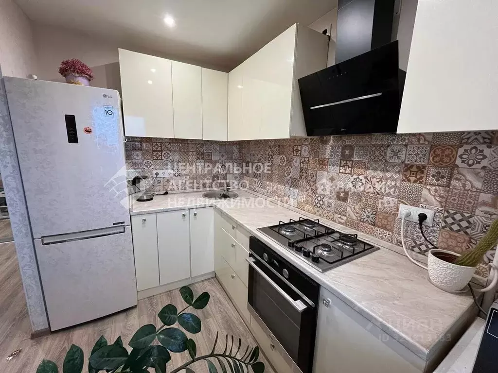 Студия Рязанская область, Рязань ул. Семчинская, 11к2 (22.6 м) - Фото 1