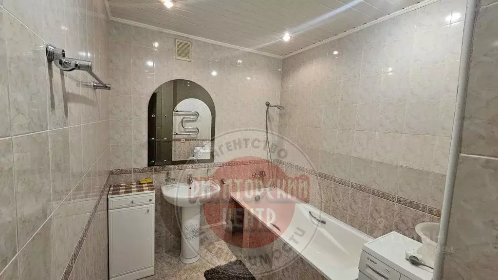 2-к кв. Белгородская область, Белгород Народный бул., 57 (92.0 м) - Фото 1