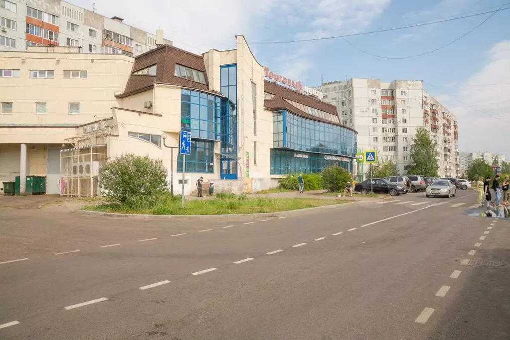 44 м на 1 этаже ТЦ, возможность вывески - Фото 0