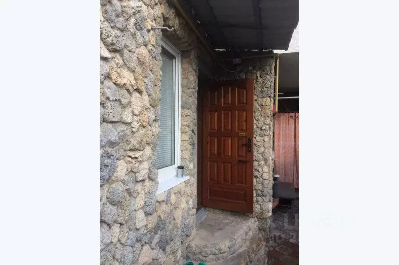 Дом в Крым, Евпатория ул. Комиссаровская, 16 (70 м) - Фото 1