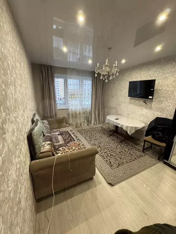 2-к. квартира, 70 м, 4/14 эт. - Фото 1